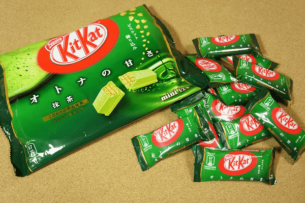Bánh Kitkat trà xanh là sản phẩm thuộc dòng Kitkat của công ty Nestle