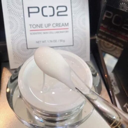 Kem Kích Trắng Váng Sữa Oroche Po2 Tone Up Cream 1