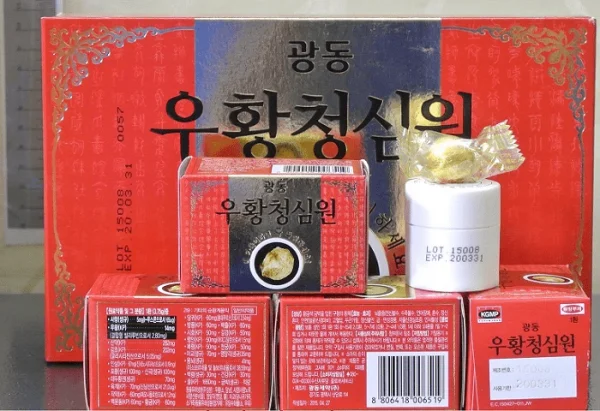 An cung Hàn Quốc dùng nước ấm để uống
