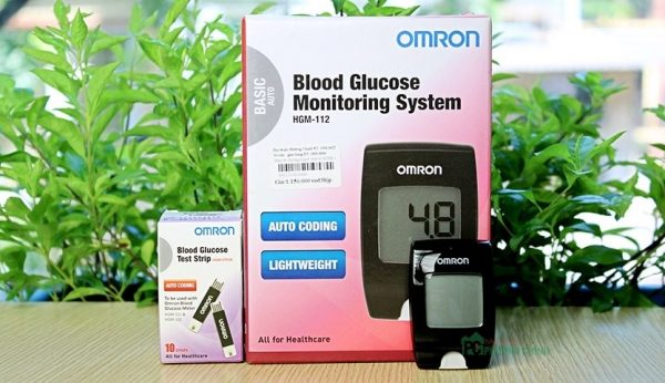 Máy đo đường huyết sẽ giúp bạn kiểm tra đường huyết mỗi ngày dễ dàng
