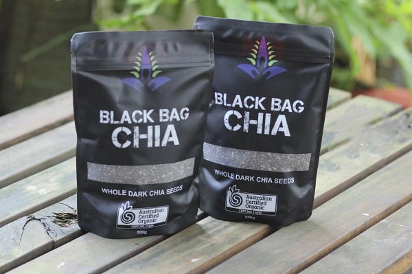 Black Bag chia seeds có giá thành khá rẻ phù hợp với những người ăn chay kiêng