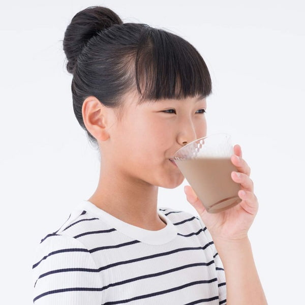 Bột sữa Rohto Senobikku chắc chắn là thức uống yêu thích của trẻ nhỏ
