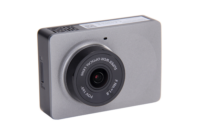 Camera hành trình Xiaomi là một trong những sản phẩm được bày bán tại Việt Nam 1